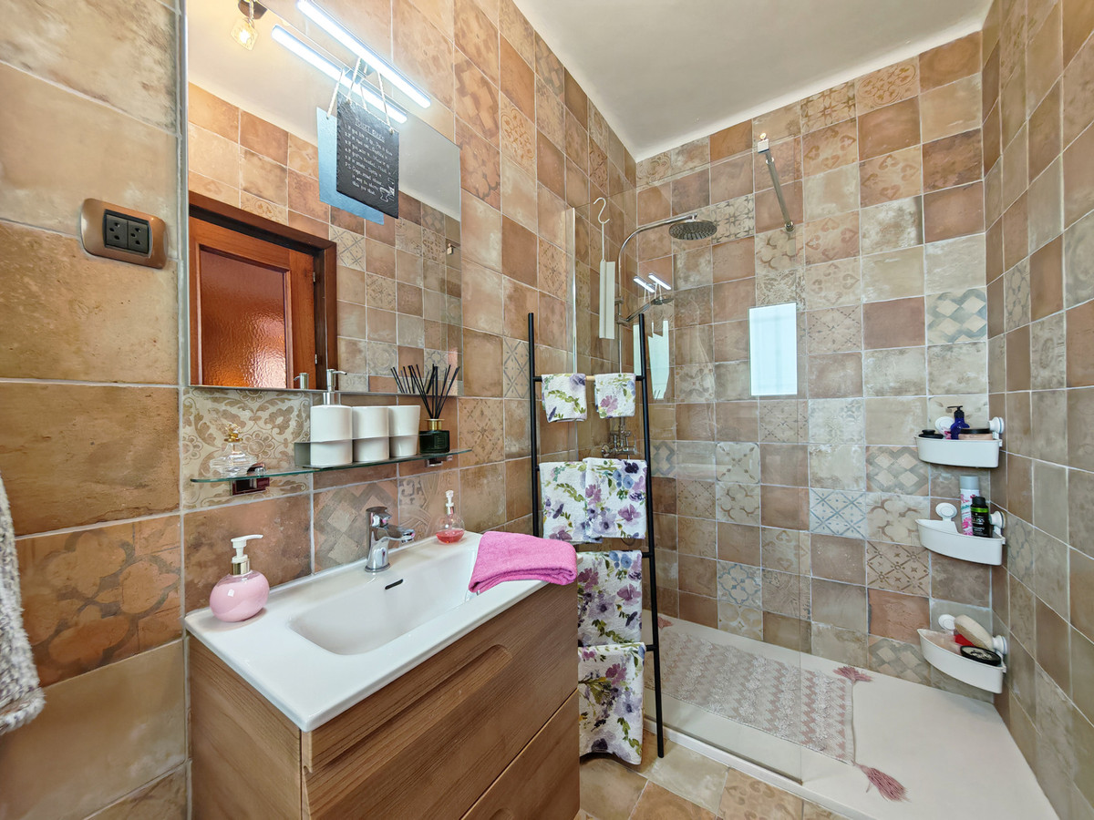 Ruime villa met zeezicht en zwembad in La Cala de Mijas
