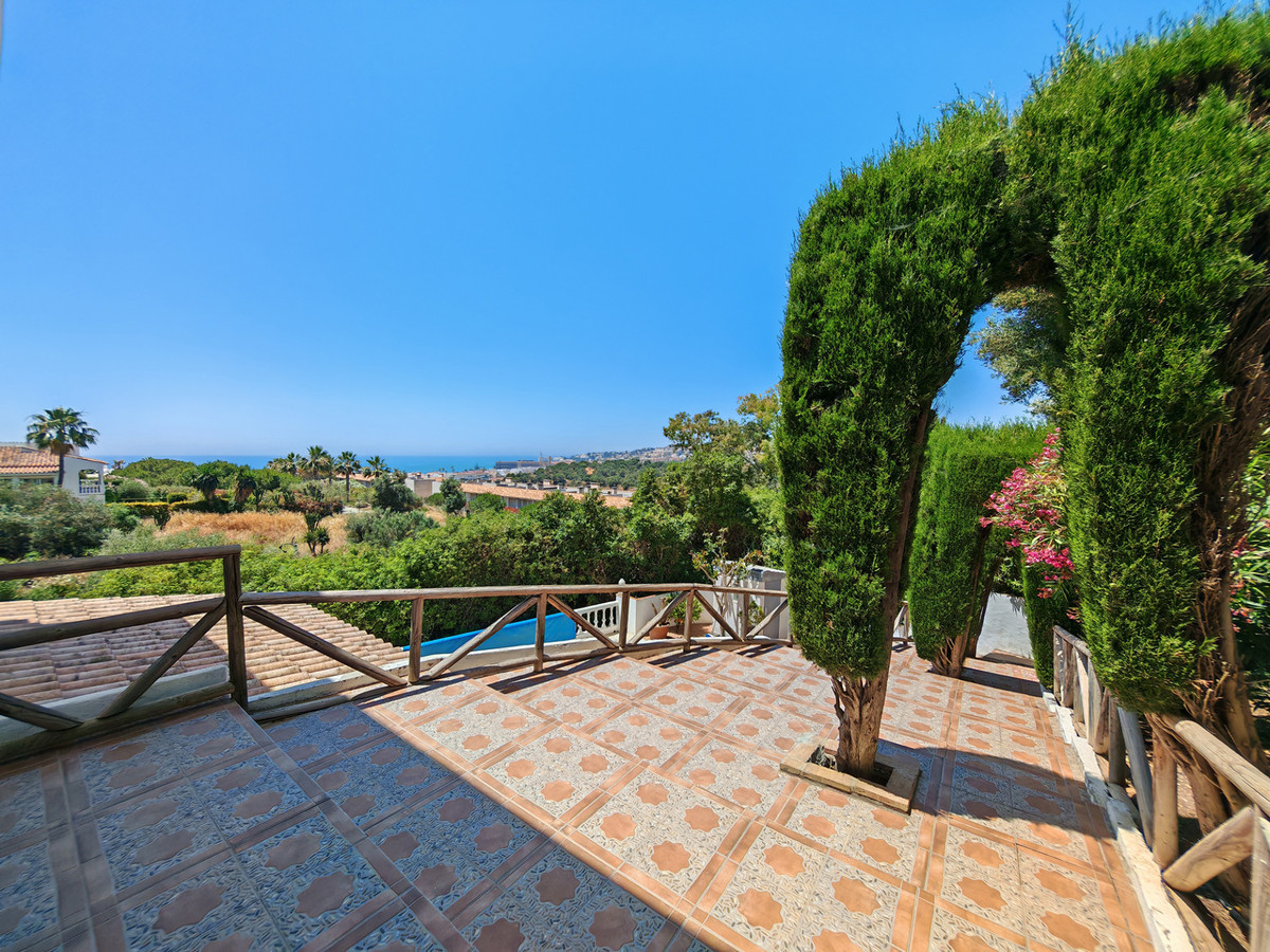 Ruime villa met zeezicht en zwembad in La Cala de Mijas