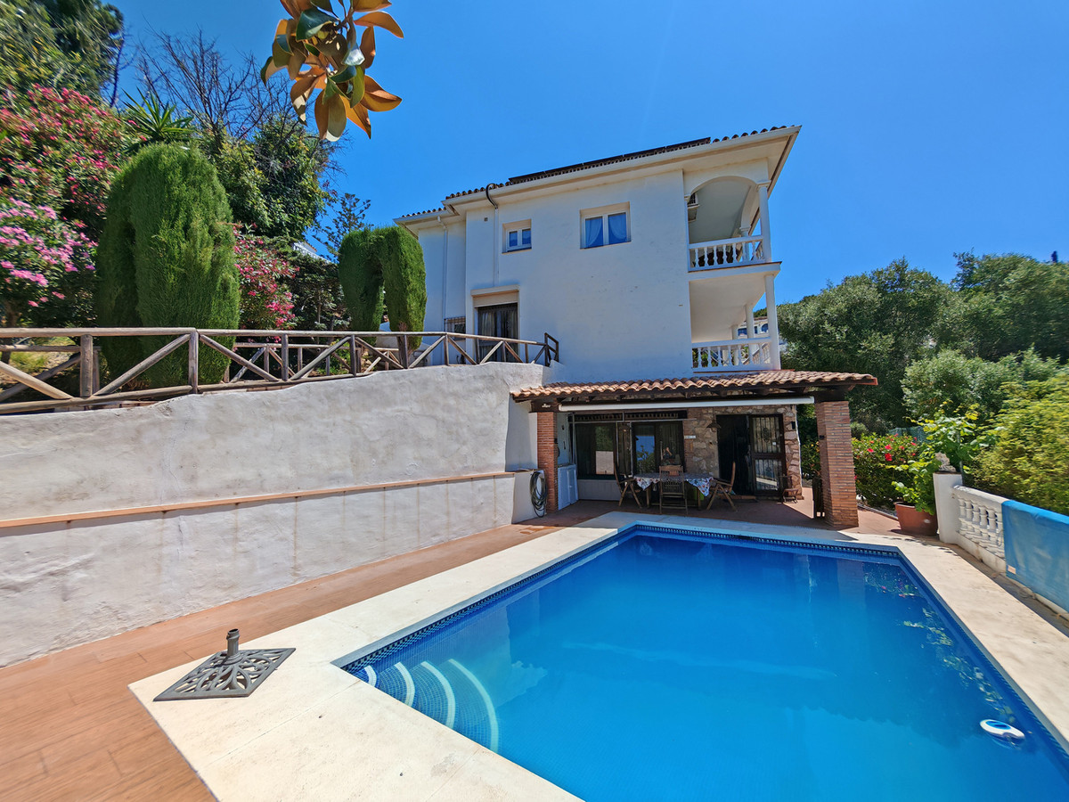 Ruime villa met zeezicht en zwembad in La Cala de Mijas