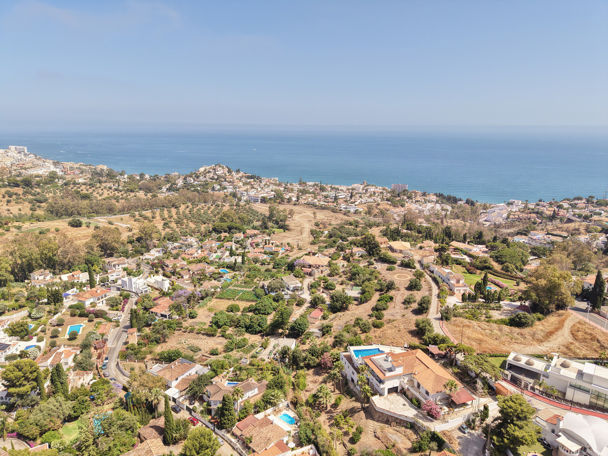 Royale villa met privé zwembad en panoramisch uitzicht in Benalmadena