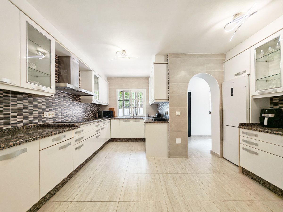 Royale villa met privé zwembad en panoramisch uitzicht in Benalmadena