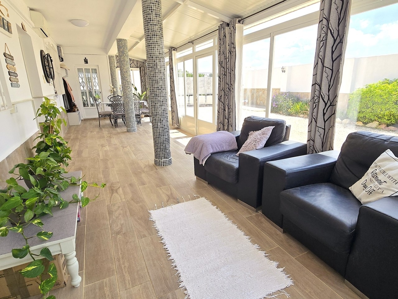 Villa te koop in Zurgena