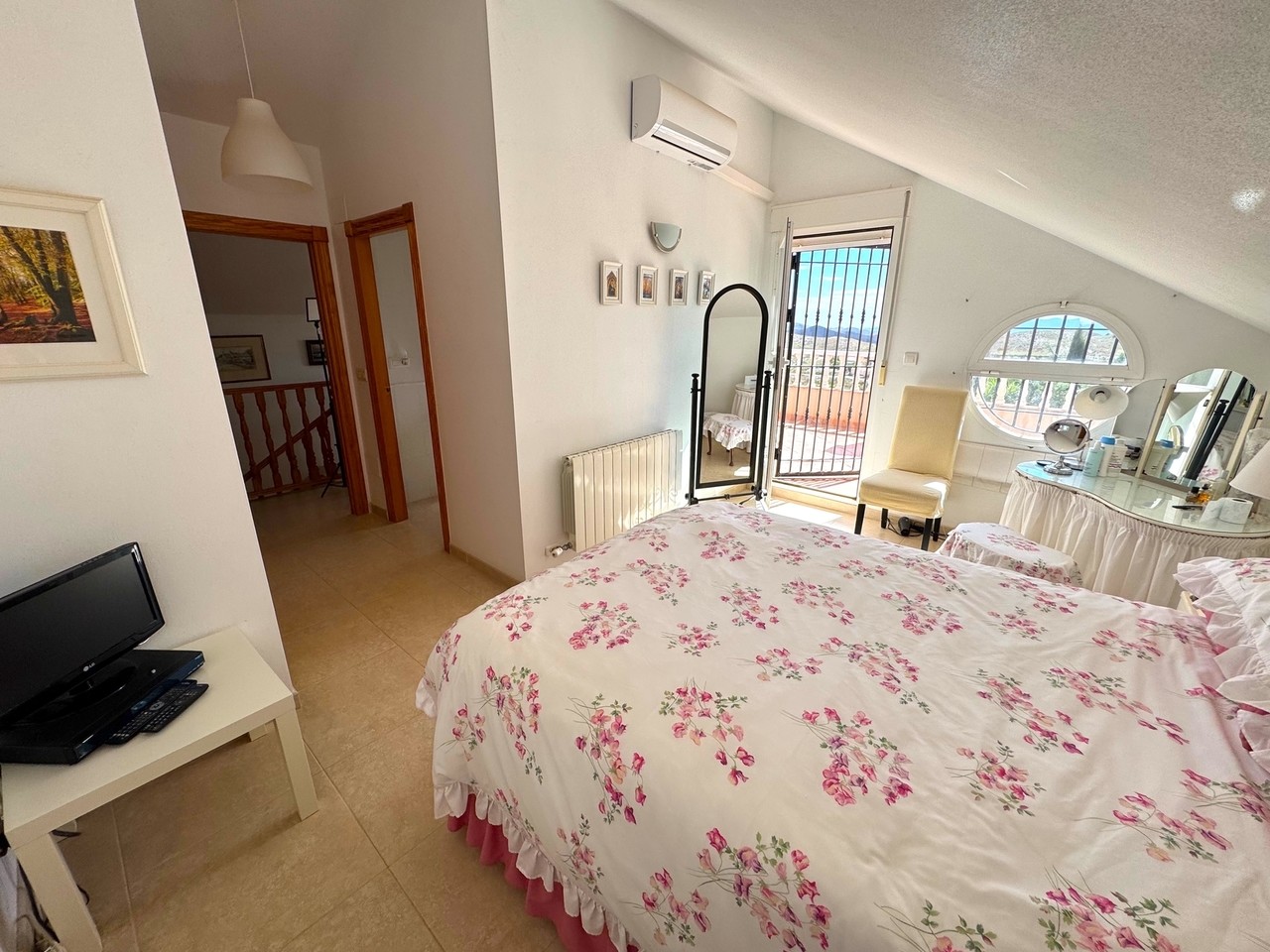 Indrukwekkende landvilla met zwembad en poolhouse in Puerto Lumbreras