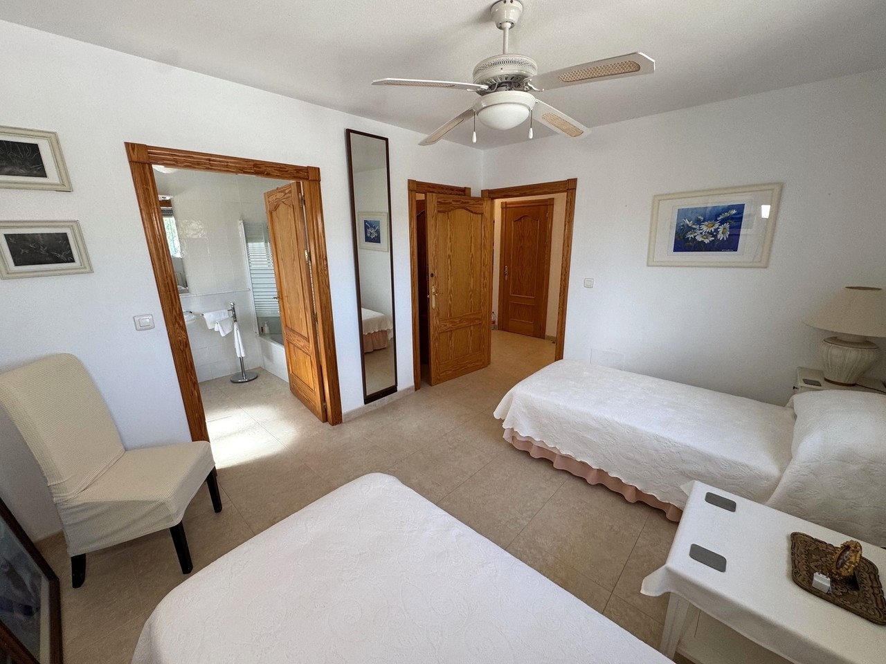 Indrukwekkende landvilla met zwembad en poolhouse in Puerto Lumbreras