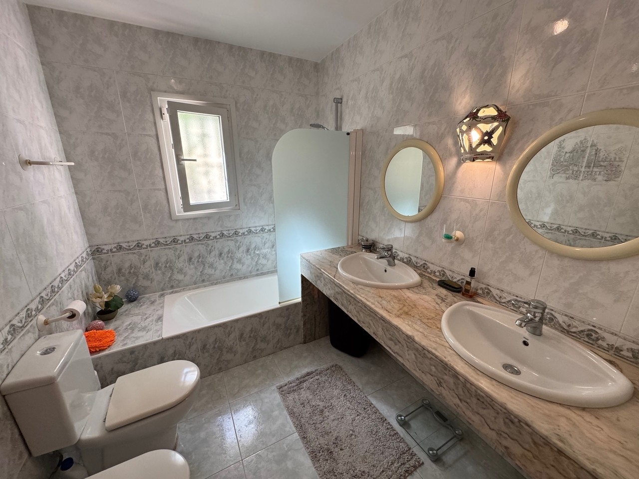 Luxe villa met zeezicht en privé zwembad te koop in Mojacar