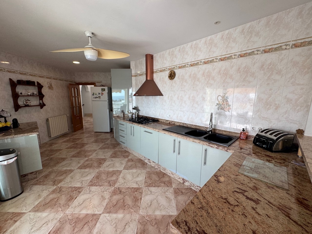 Luxe villa met zeezicht en privé zwembad te koop in Mojacar