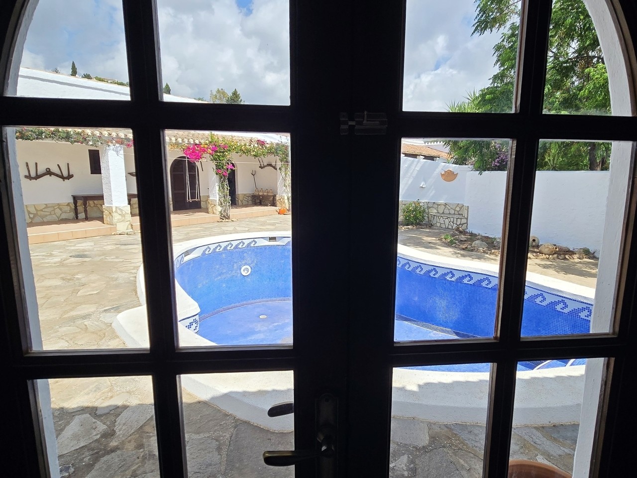 Villa te koop in Bedar