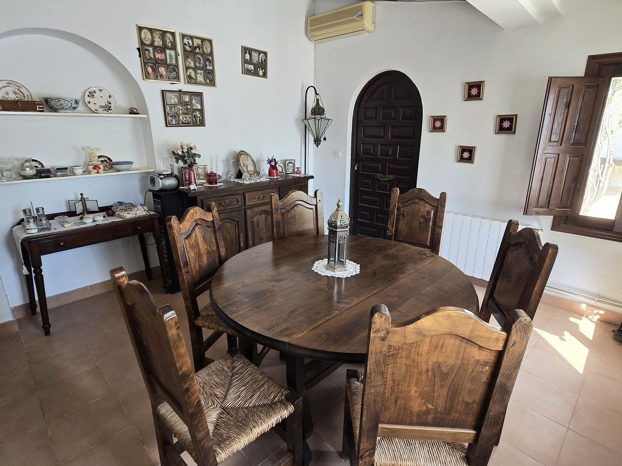 Villa te koop in Bedar