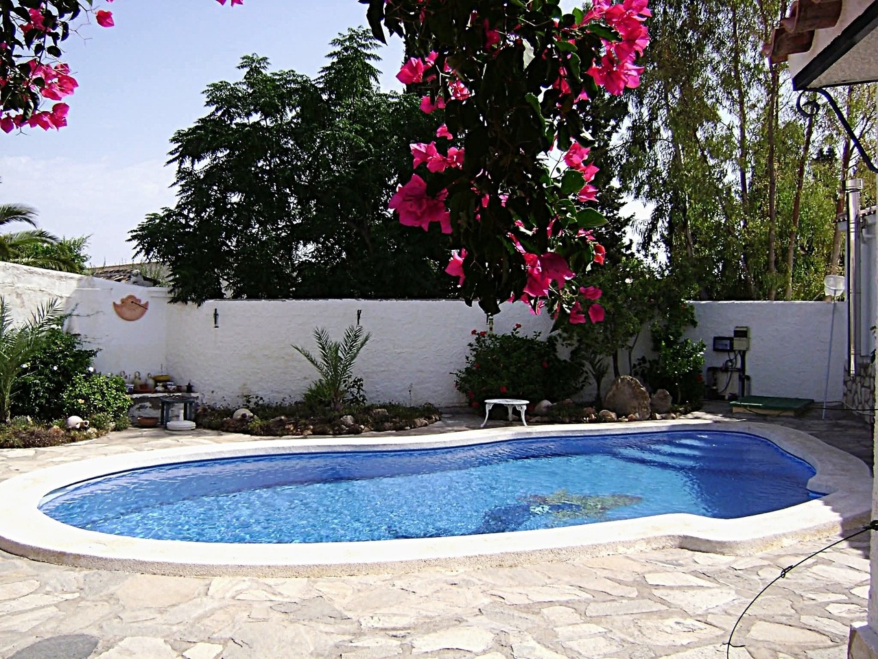 Villa te koop in Bedar