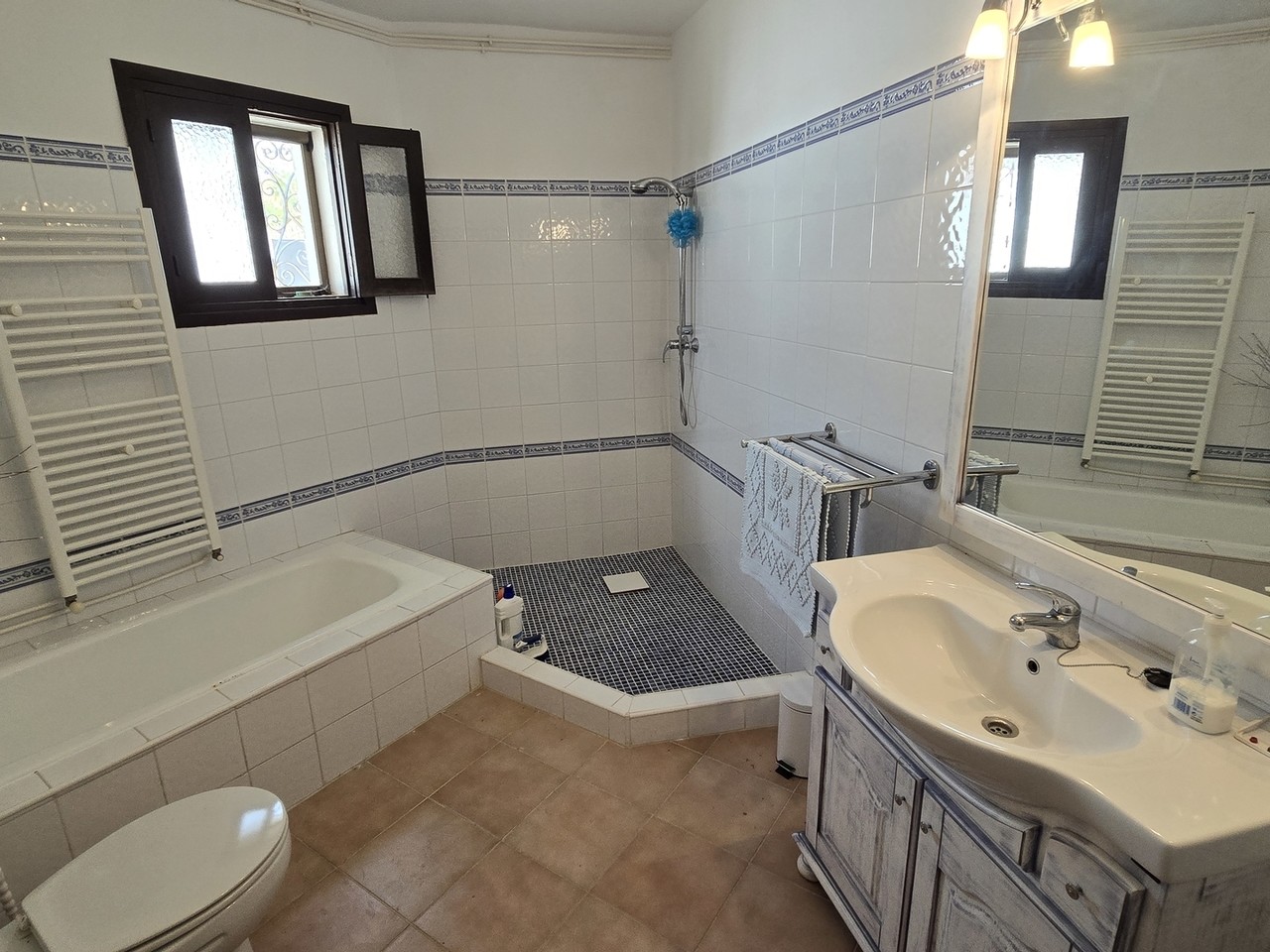 Villa te koop in Bedar