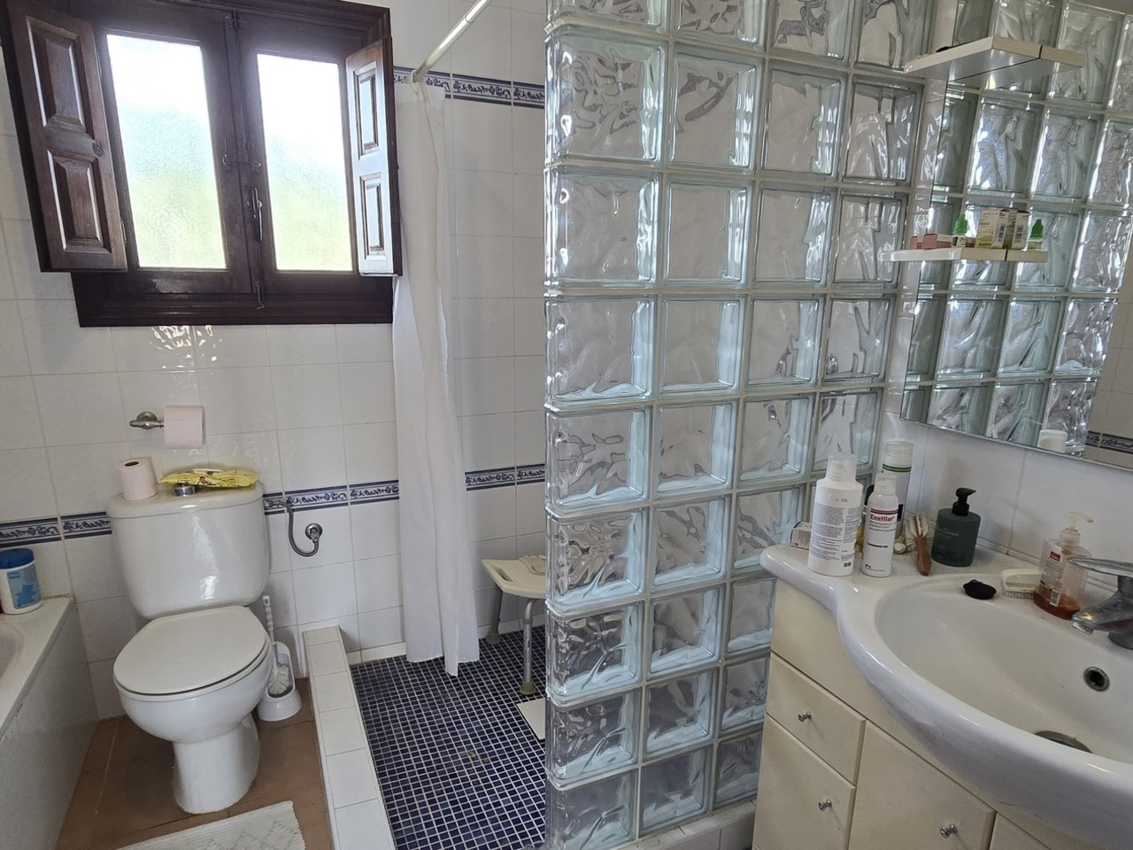 Villa te koop in Bedar