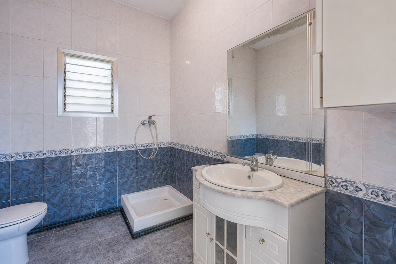 Villa te koop in Riba-Roja de Túria