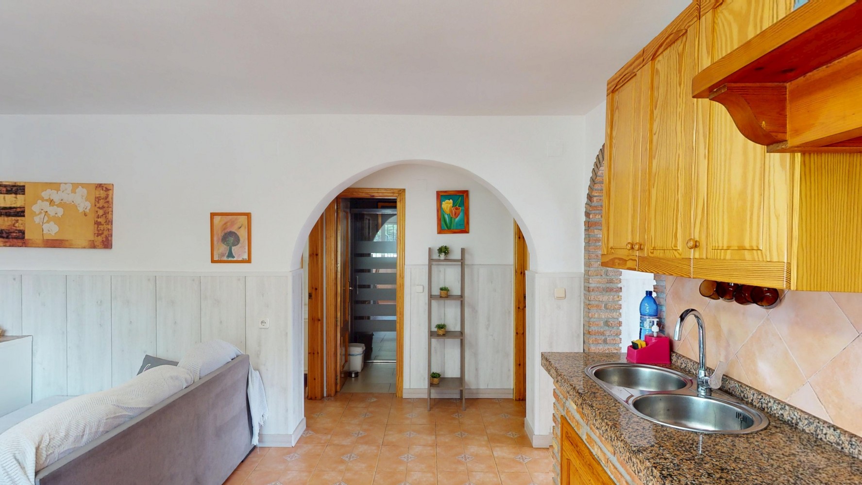DP-26-6296-16 Villa te koop in Sayalonga