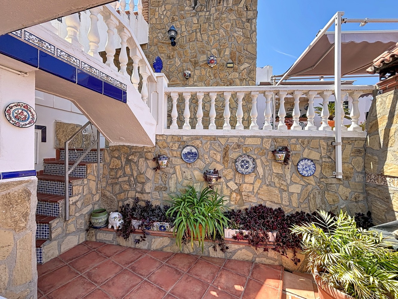 Villa te koop in Torrox Costa