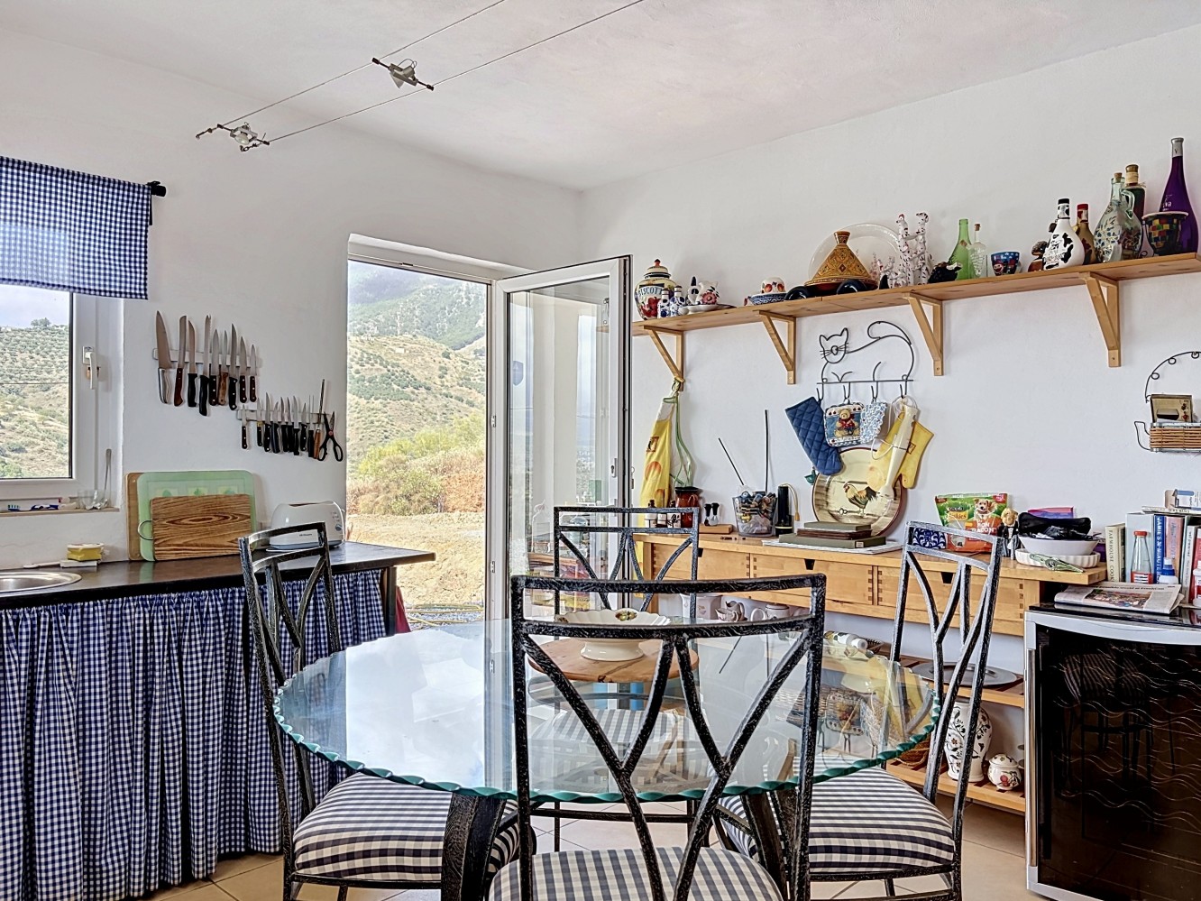 Villa te koop in Canillas de Aceituno