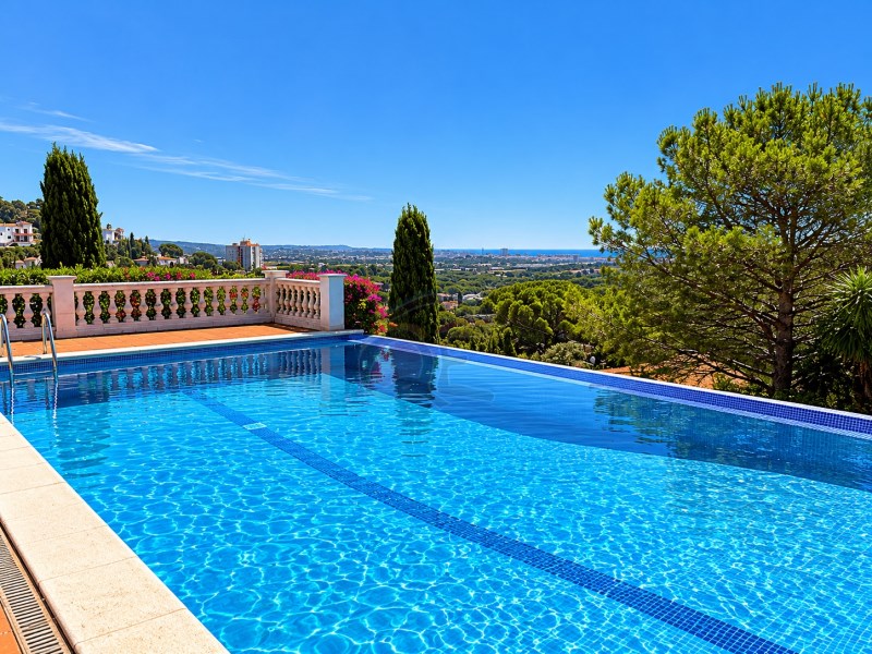 Villa te koop in Calonge