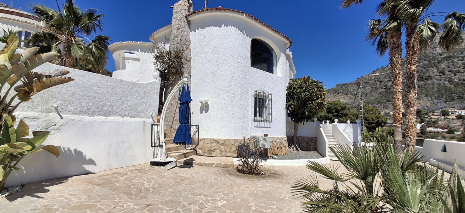 Karakteristieke villa met prachtig zeezicht in Calpe