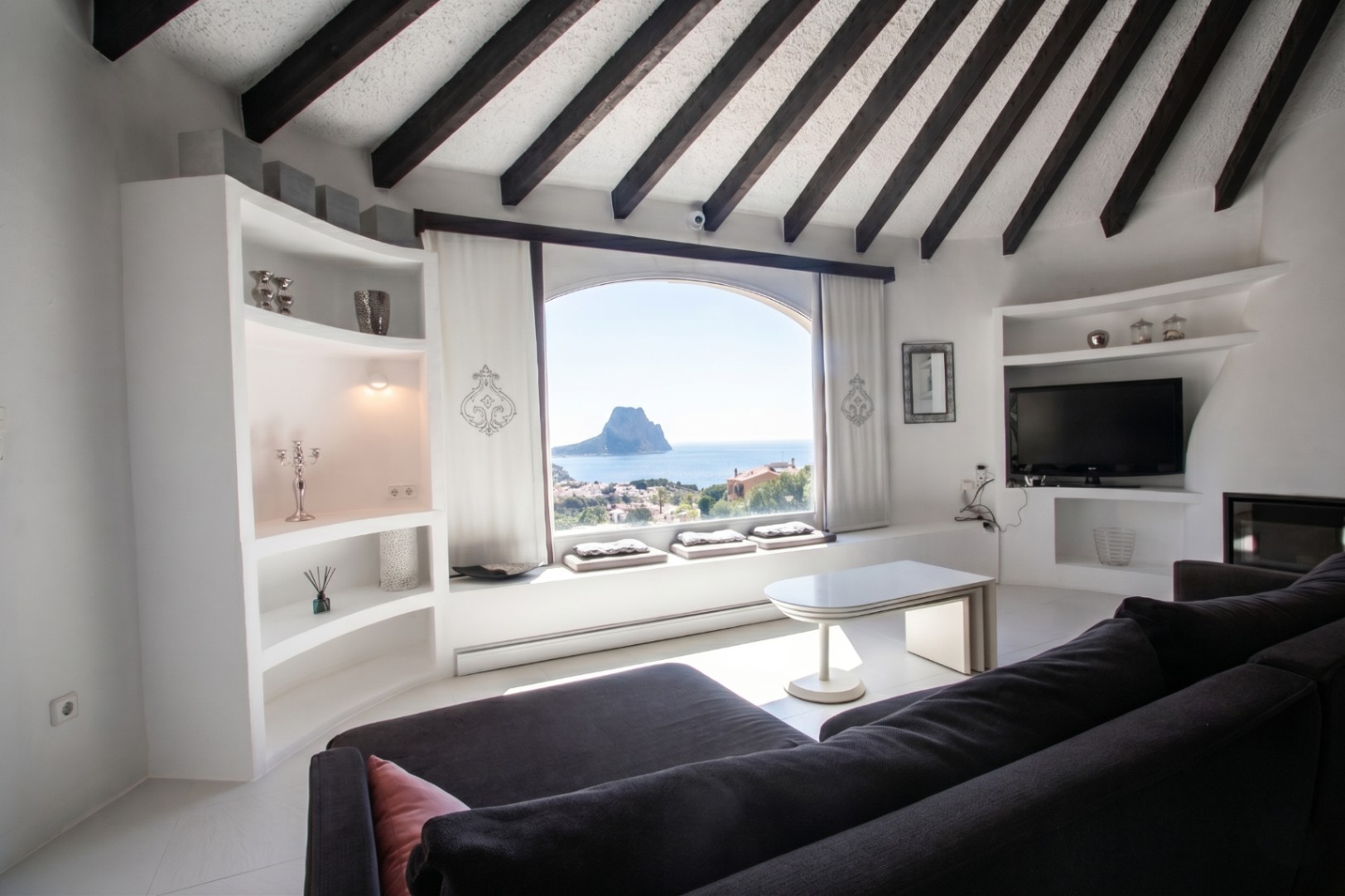 Karakteristieke villa met prachtig zeezicht in Calpe