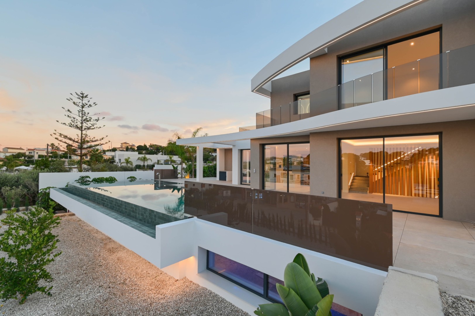 Gloednieuwe luxe villa met zeezicht in Benissa – La Fustera