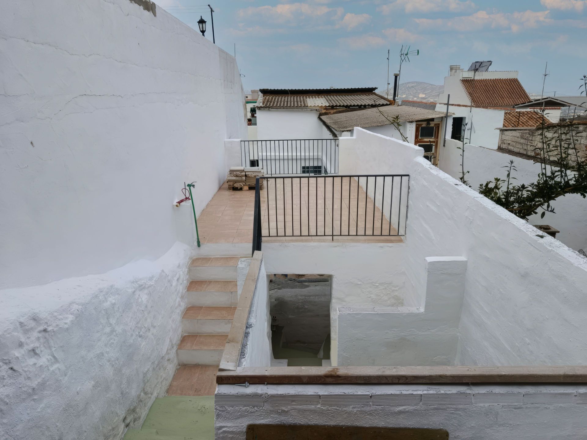 DP-52-TH5314975-21 Geschakelde woning te koop in Alhaurín el Grande