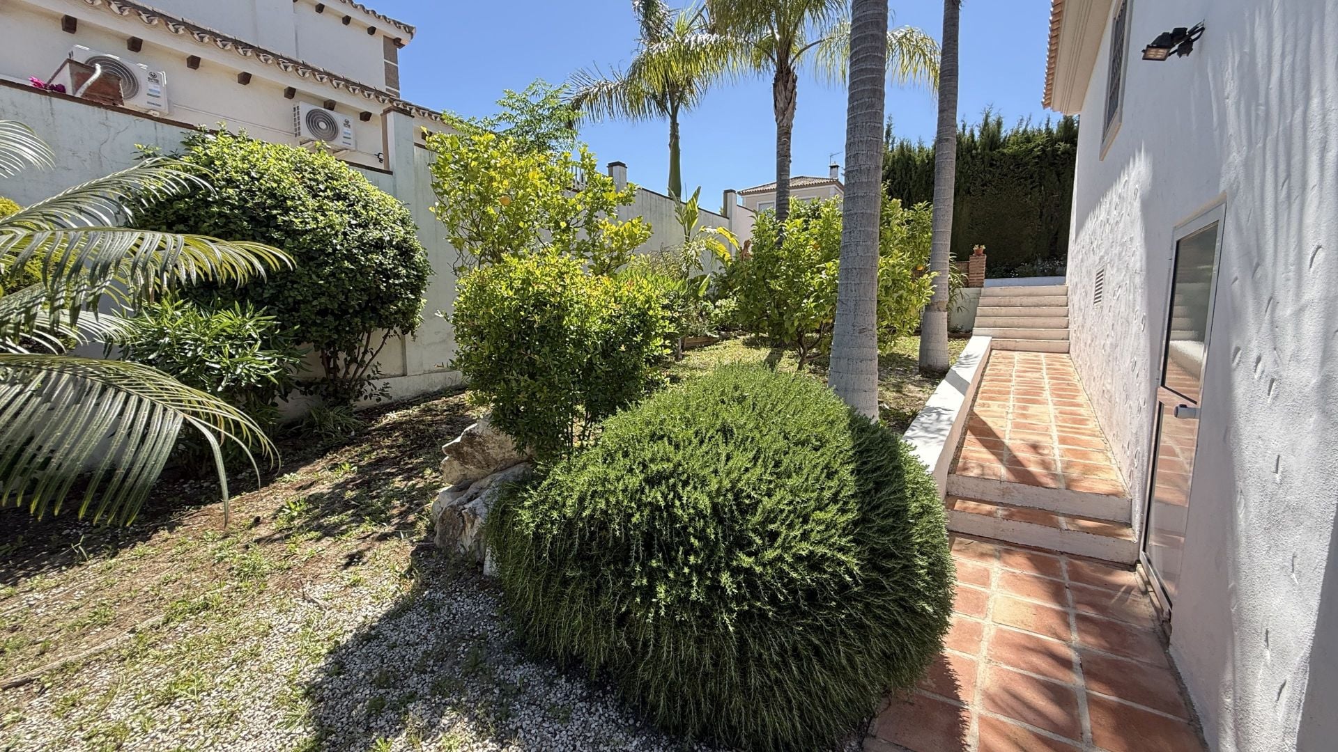 Villa te koop in Coín
