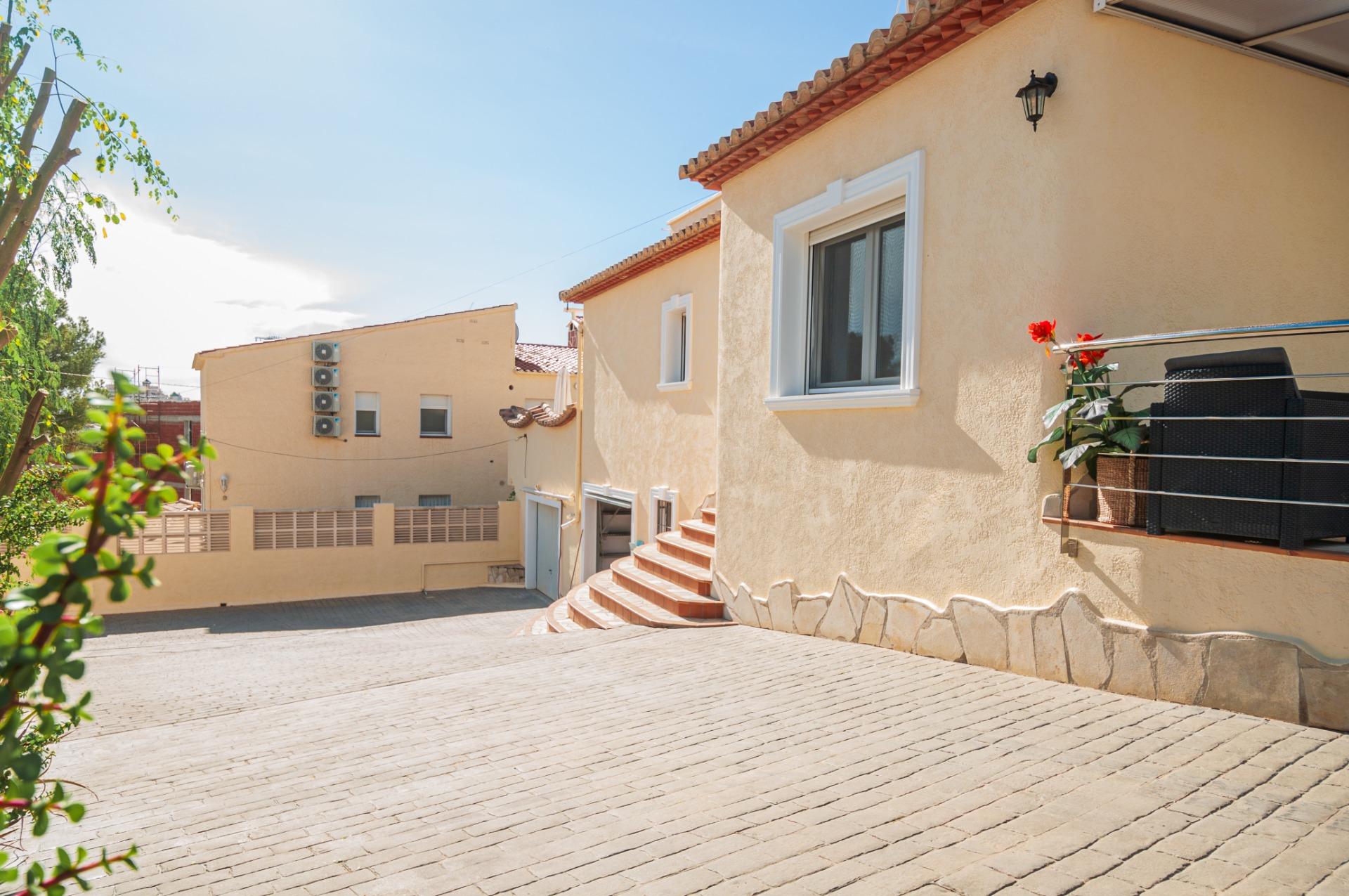 Villa met open zicht te koop in Calpe