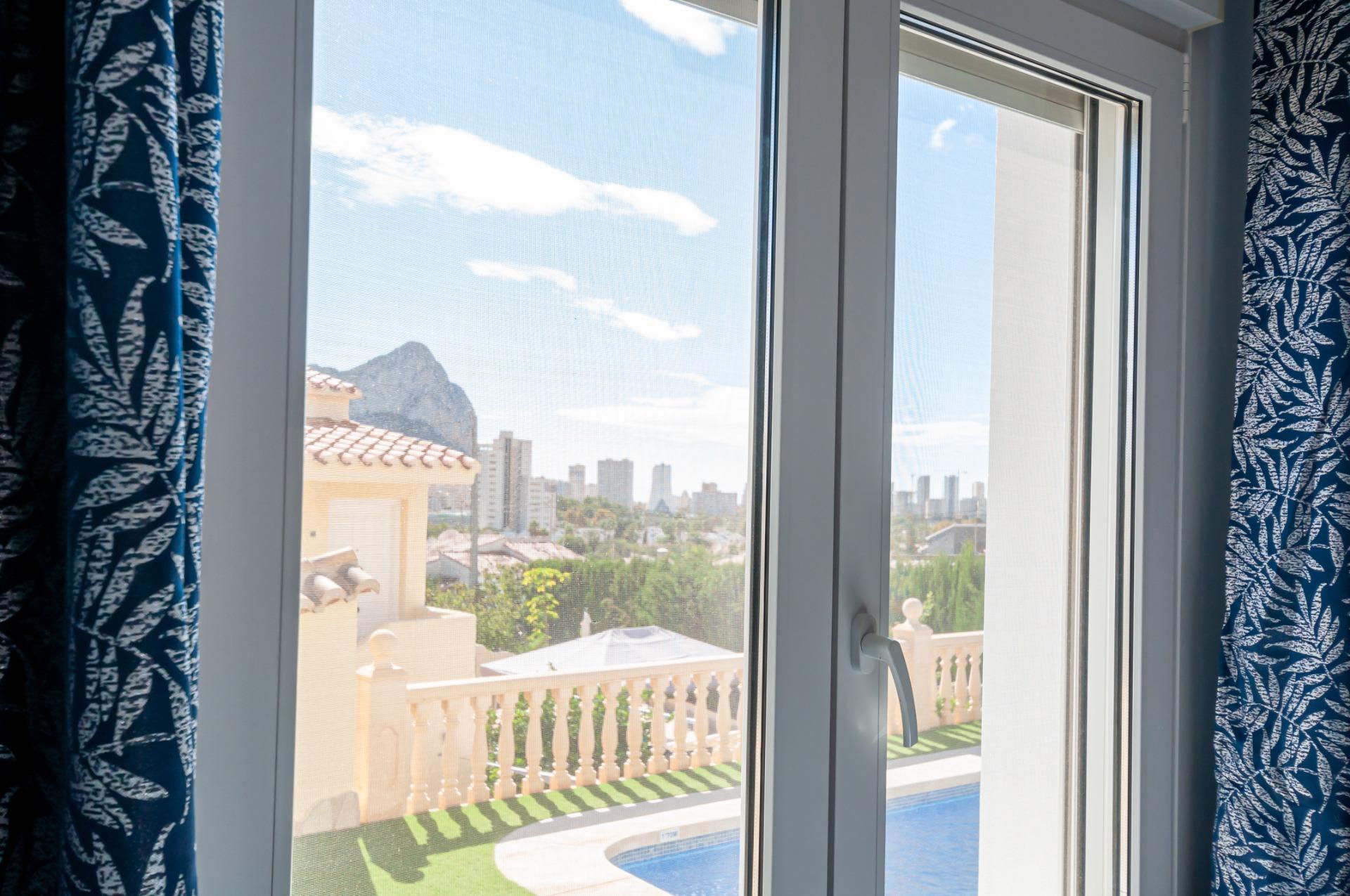 Villa met open zicht te koop in Calpe
