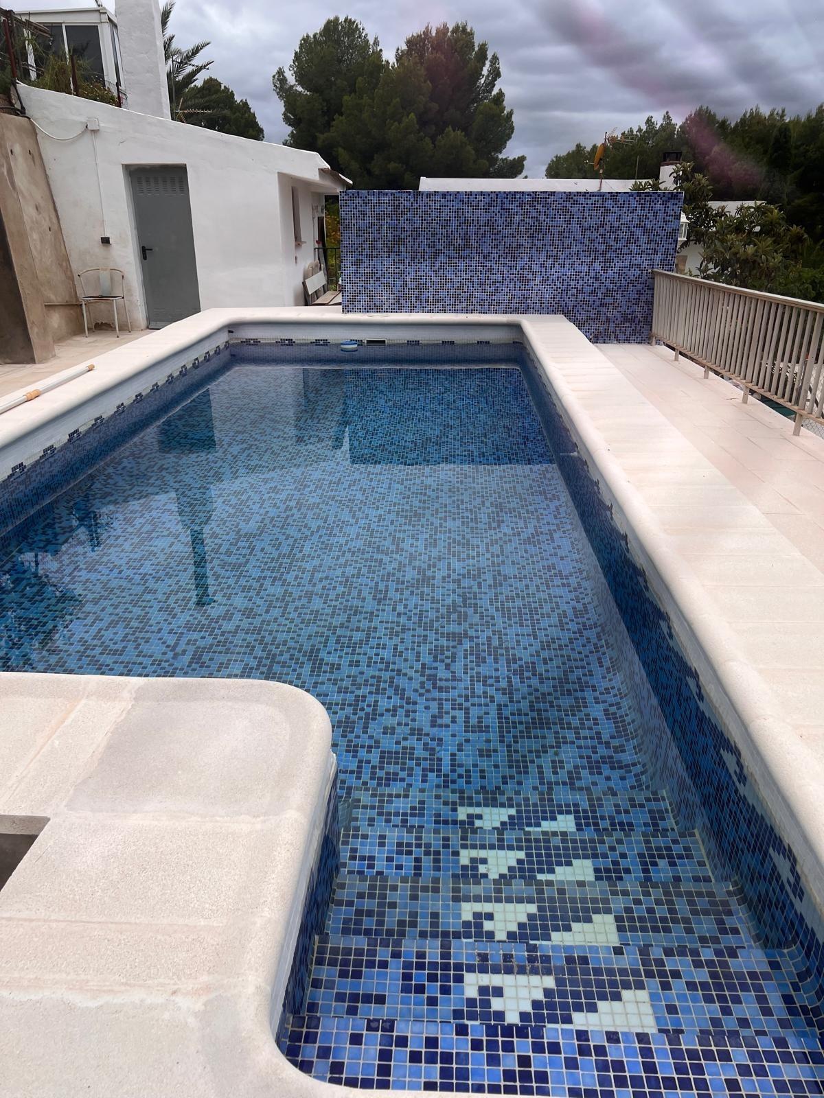 Villa te koop in Lliria