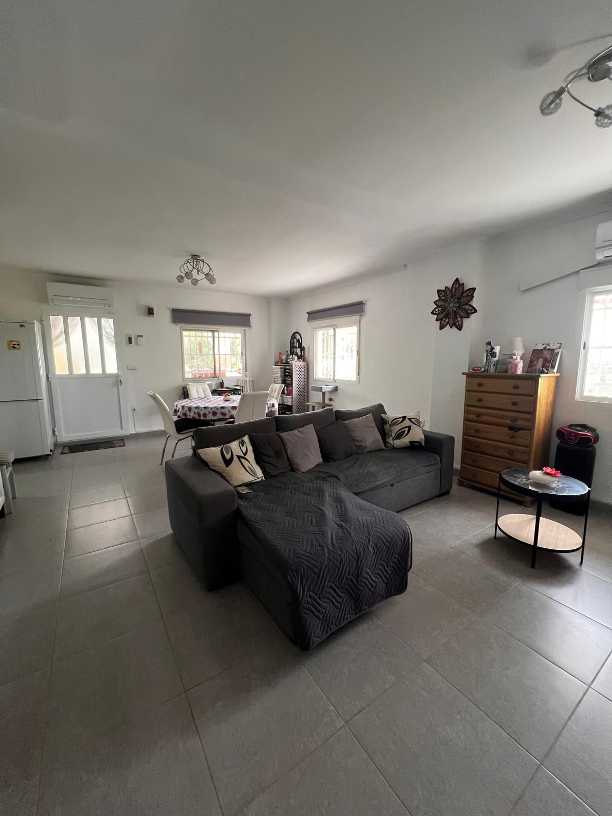 Villa te koop in Lliria