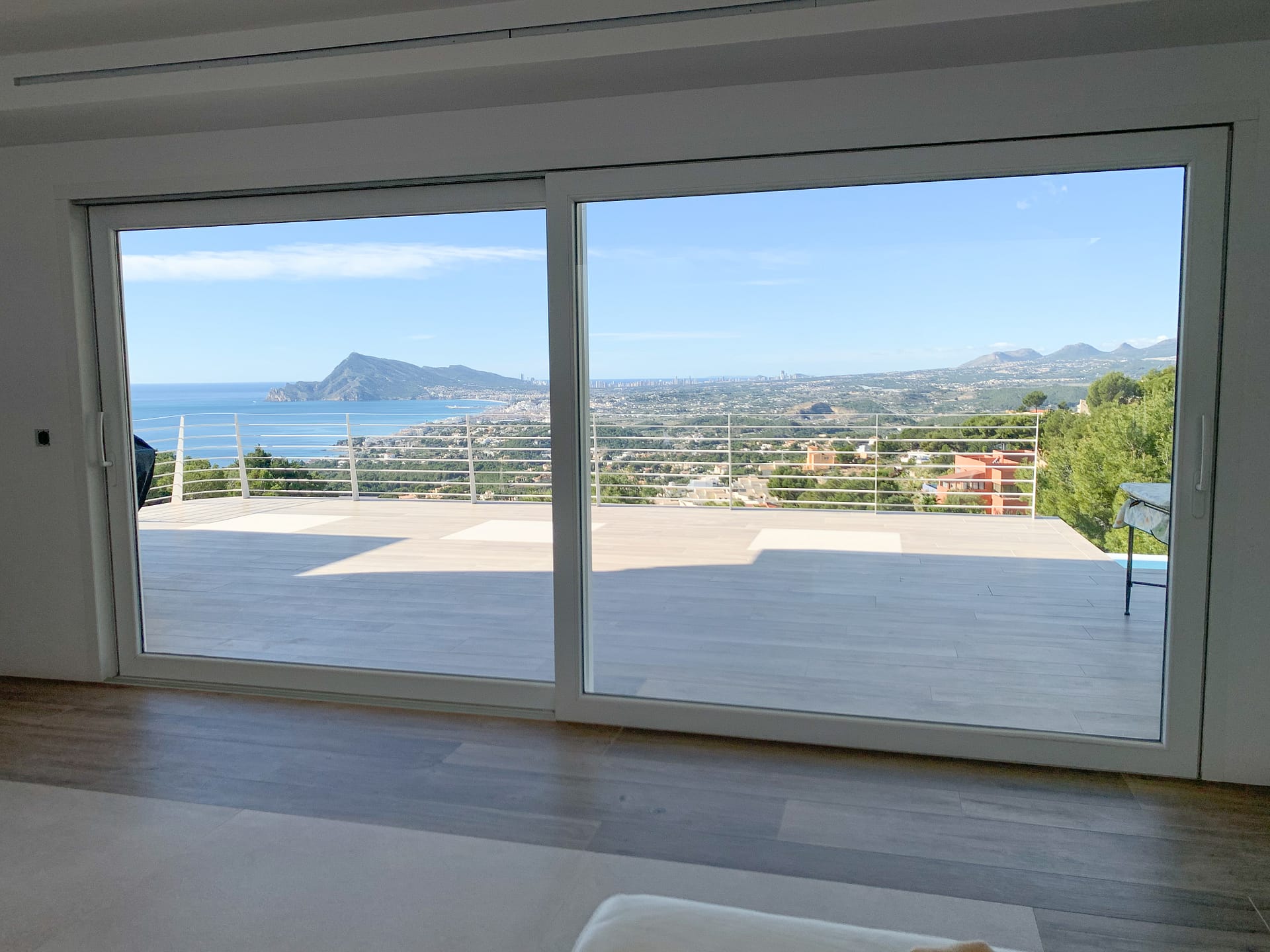 DP-70-TAALT2700-13 Architectonisch meesterwerk met infinity pool in Sierra de Altea