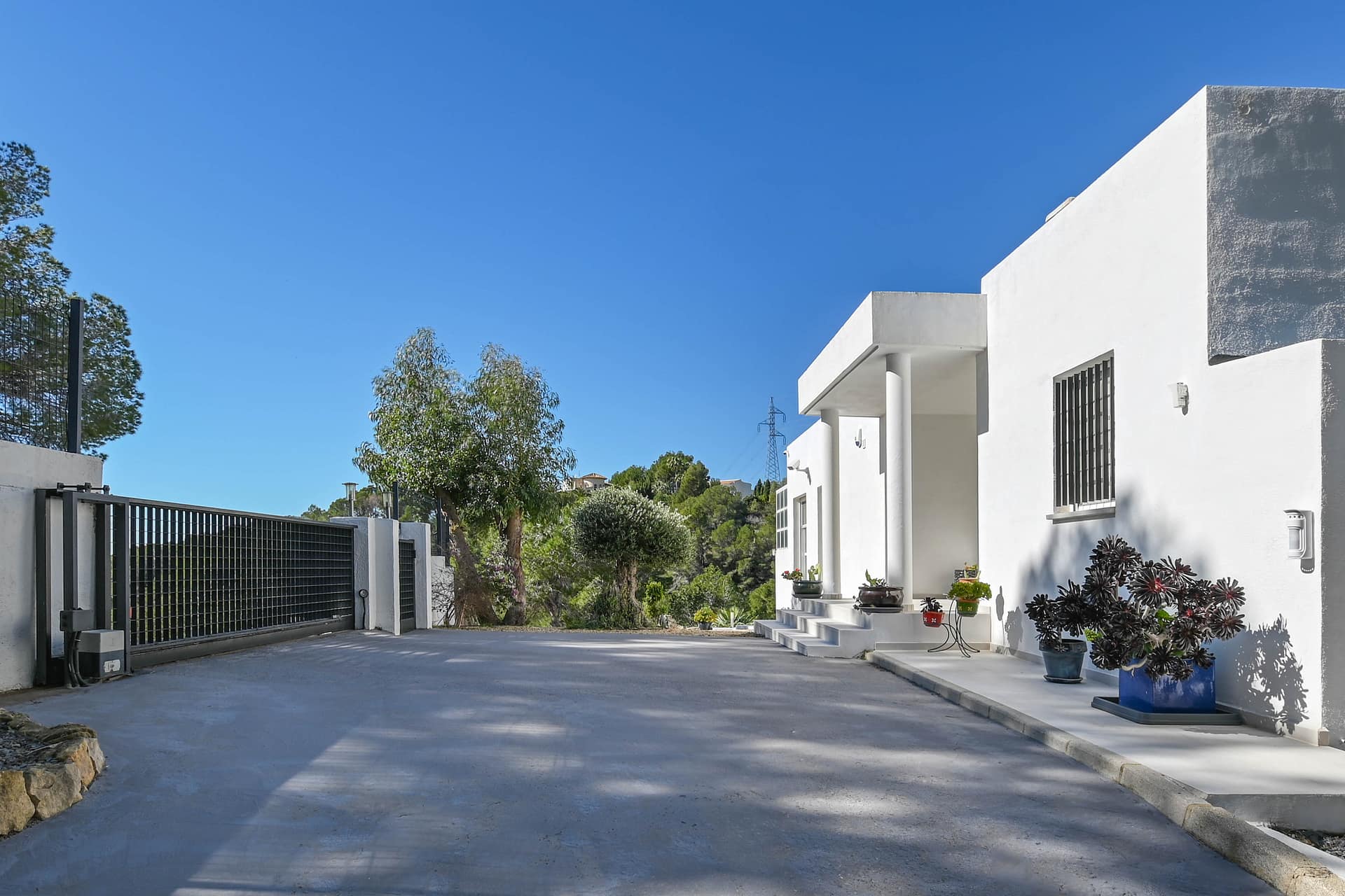 DP-70-TAALT2785-28 Gerenoveerde luxe villa aan de golfbaan in Altea