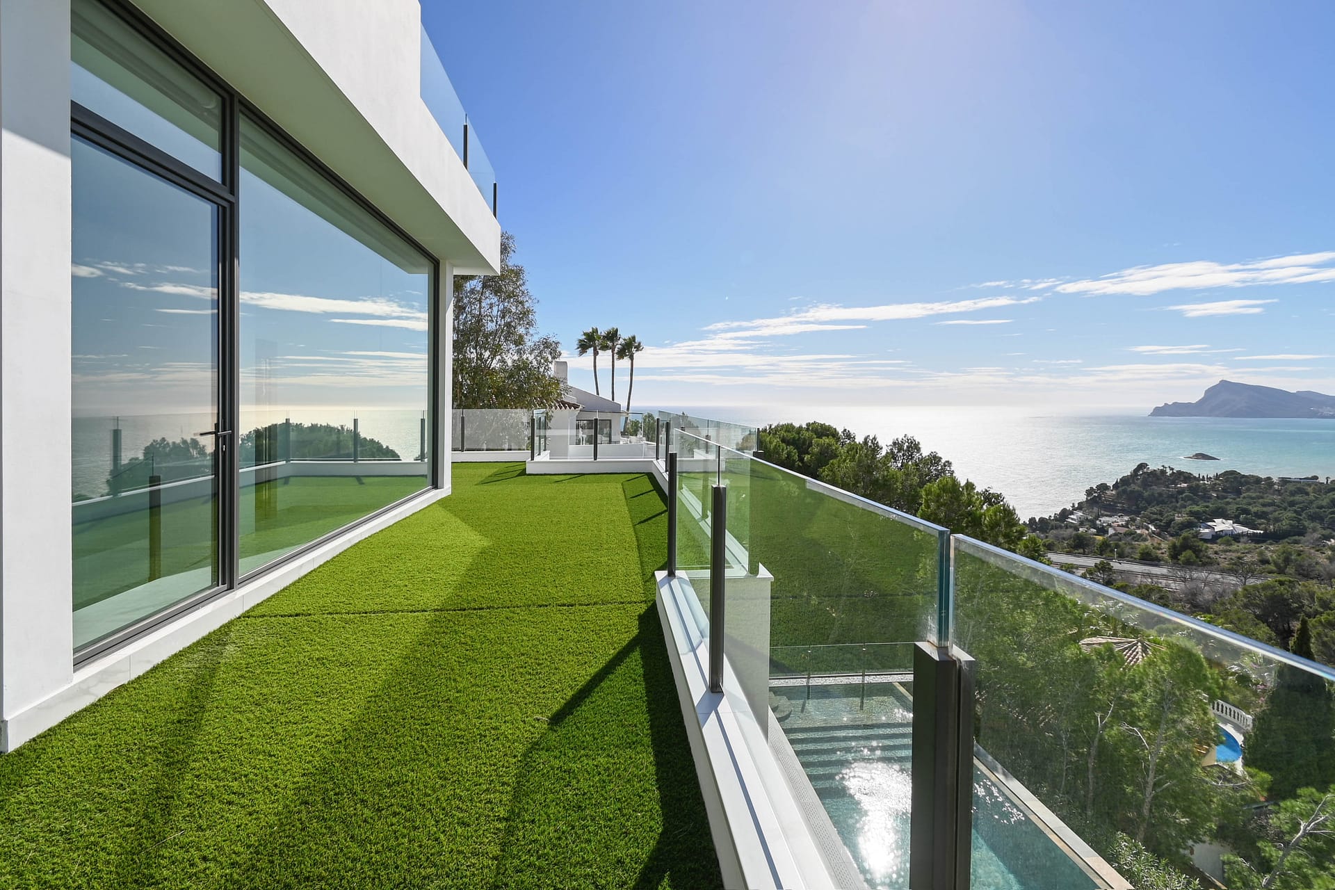 Uitzonderlijke nieuwbouwvilla met panoramisch zeezicht in Altea