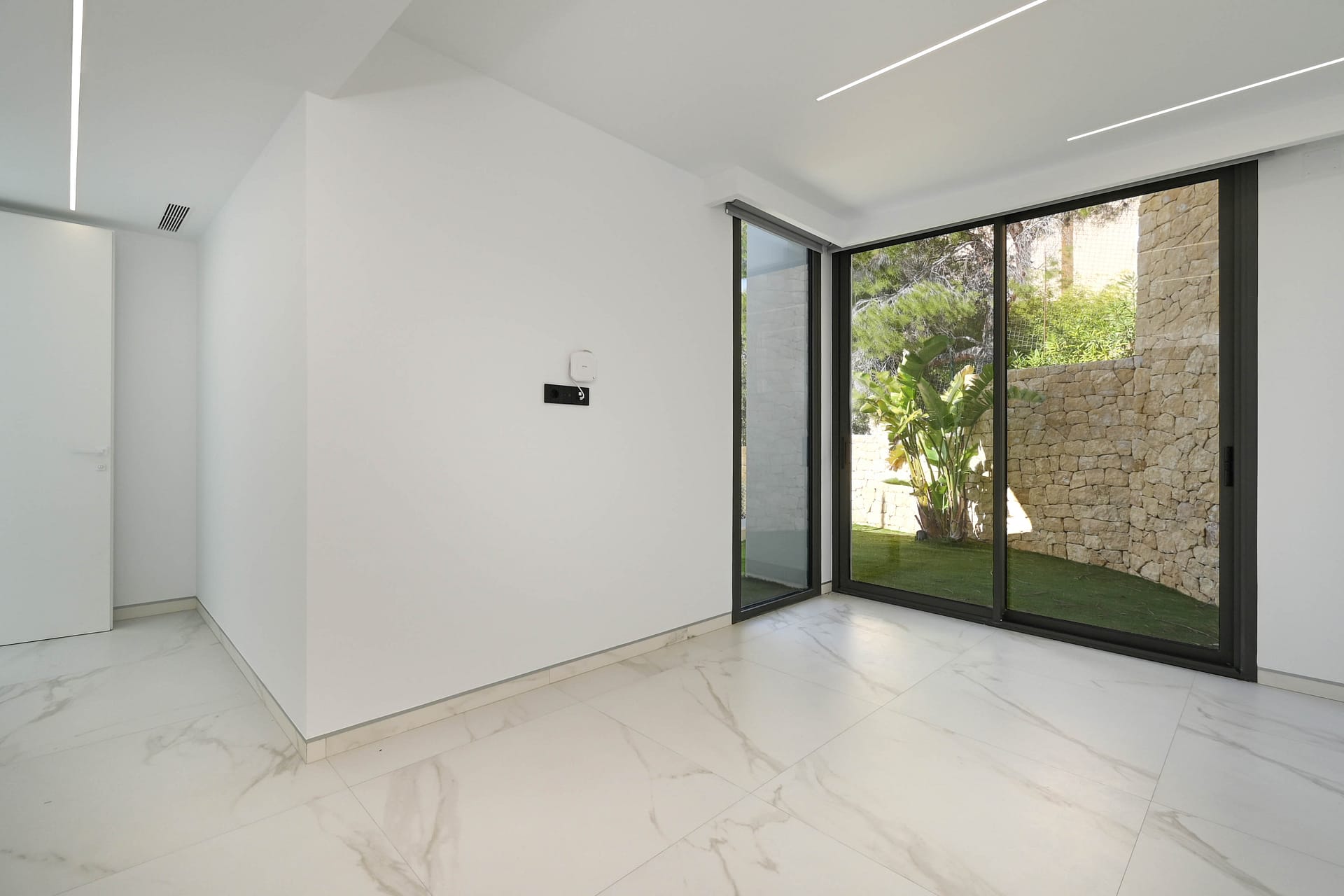 Uitzonderlijke nieuwbouwvilla met panoramisch zeezicht in Altea