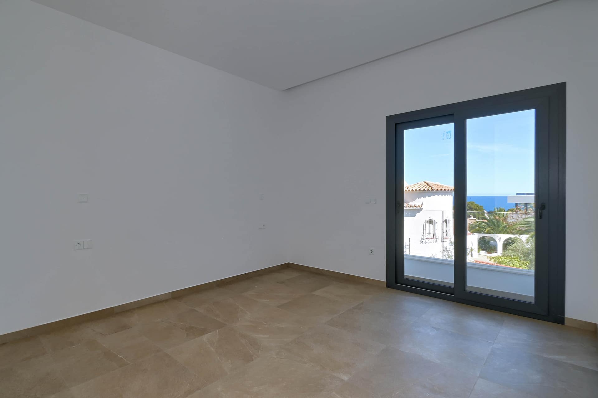 DP-70-TABEN3214-10 Nieuwe moderne villa met zeezicht in Benissa