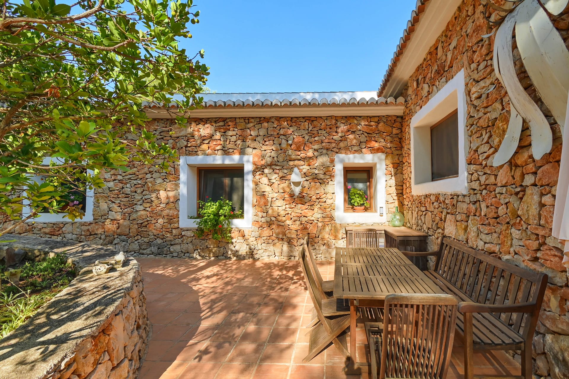 Authentieke mediterrane villa op rustige locatie in Javea