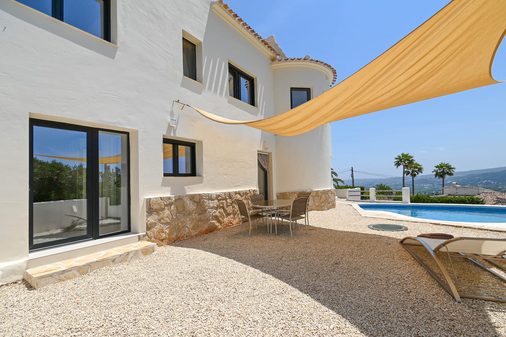 Spectaculaire mediterrane villa aan de voet van de Montgo in Javea