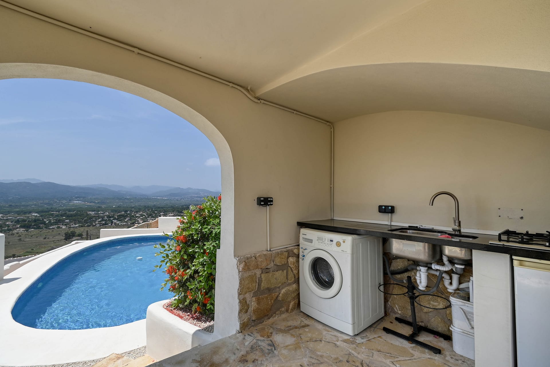Spectaculaire mediterrane villa aan de voet van de Montgo in Javea