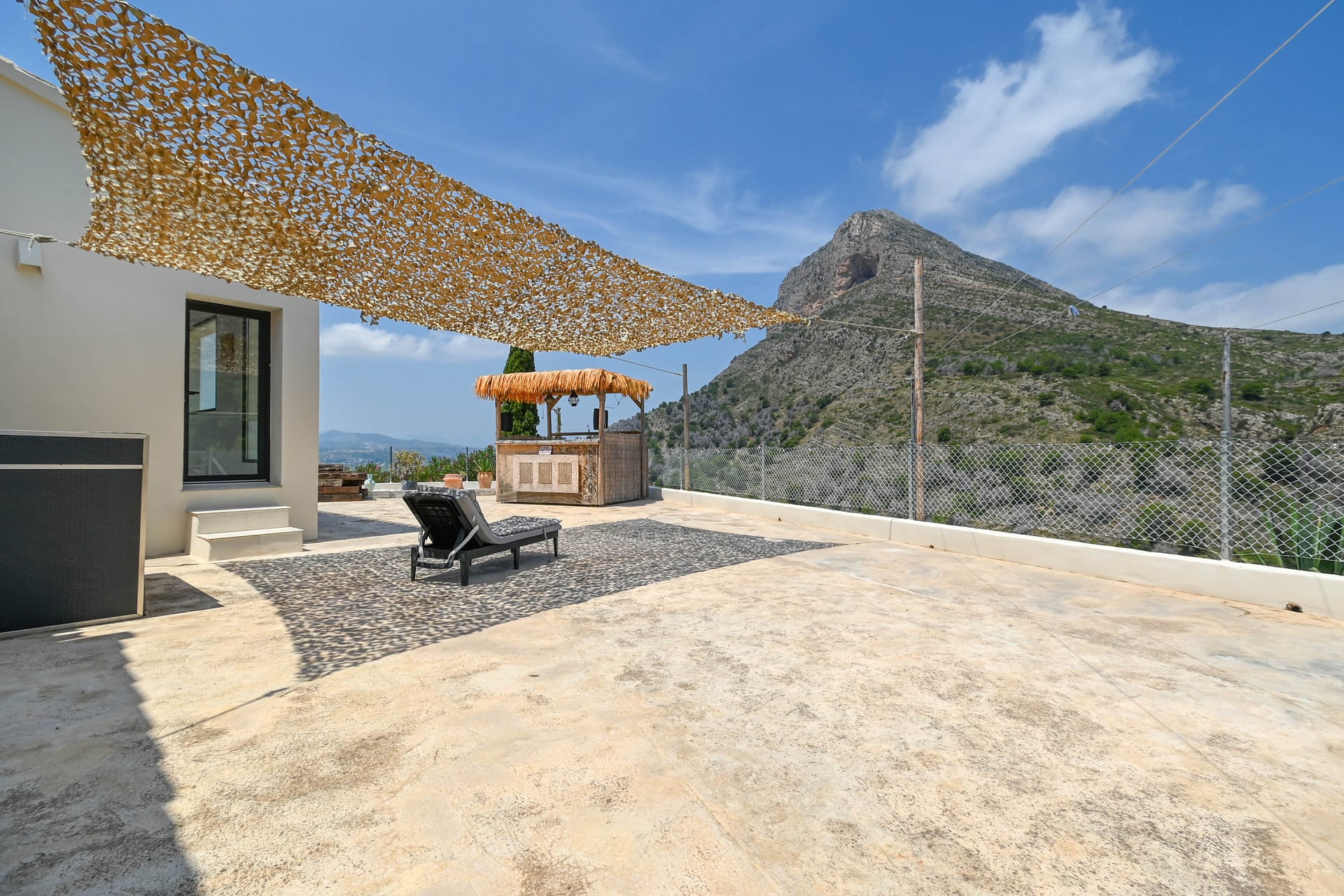 Spectaculaire mediterrane villa aan de voet van de Montgo in Javea