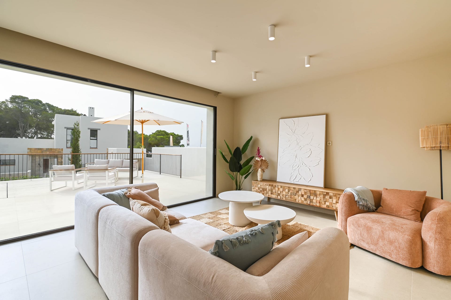 Elegante villa in afgesloten gemeenschap in Moraira