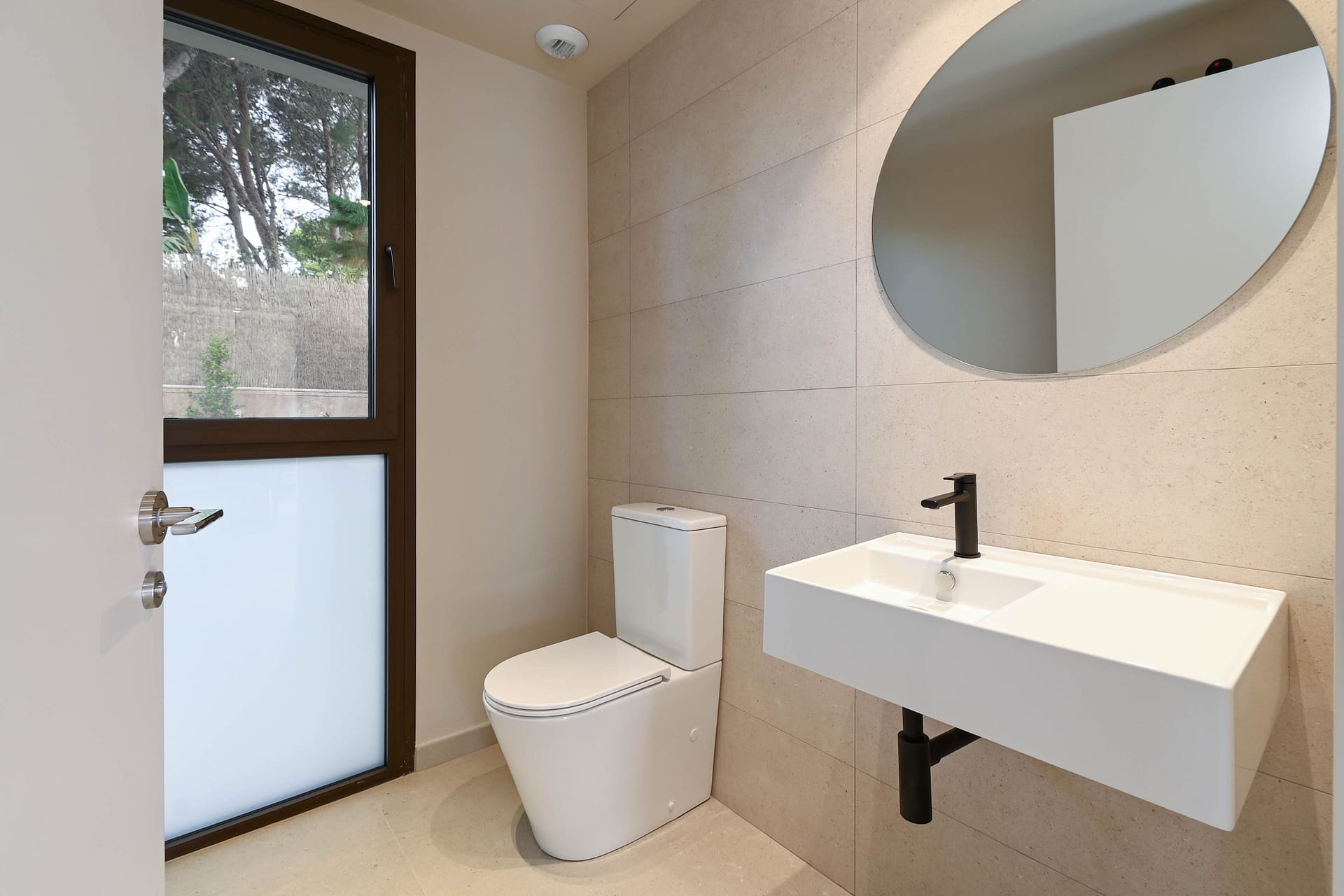 Elegante villa in afgesloten gemeenschap in Moraira