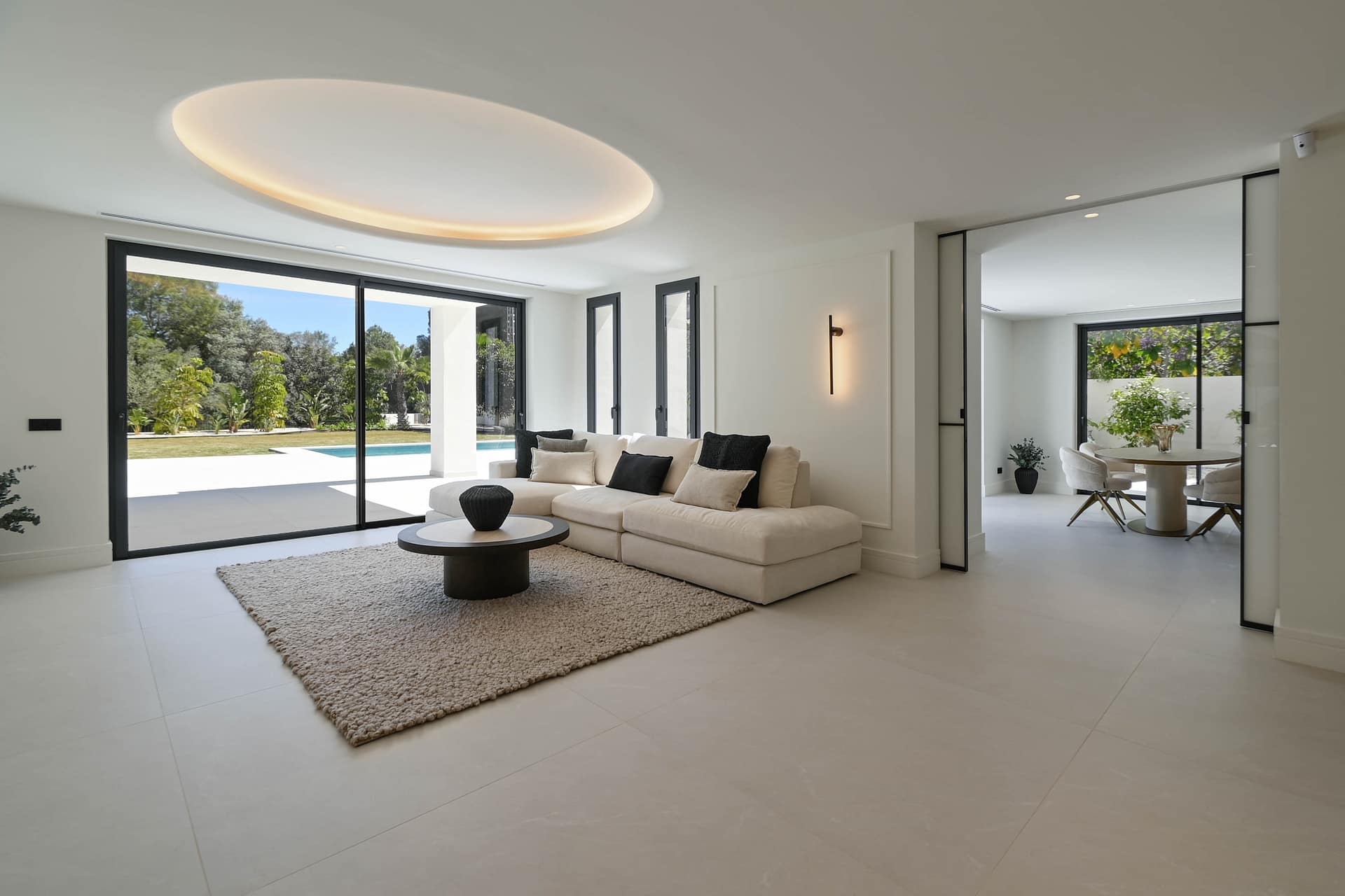 Luxe moderne villa op loopafstand centrum Moraira