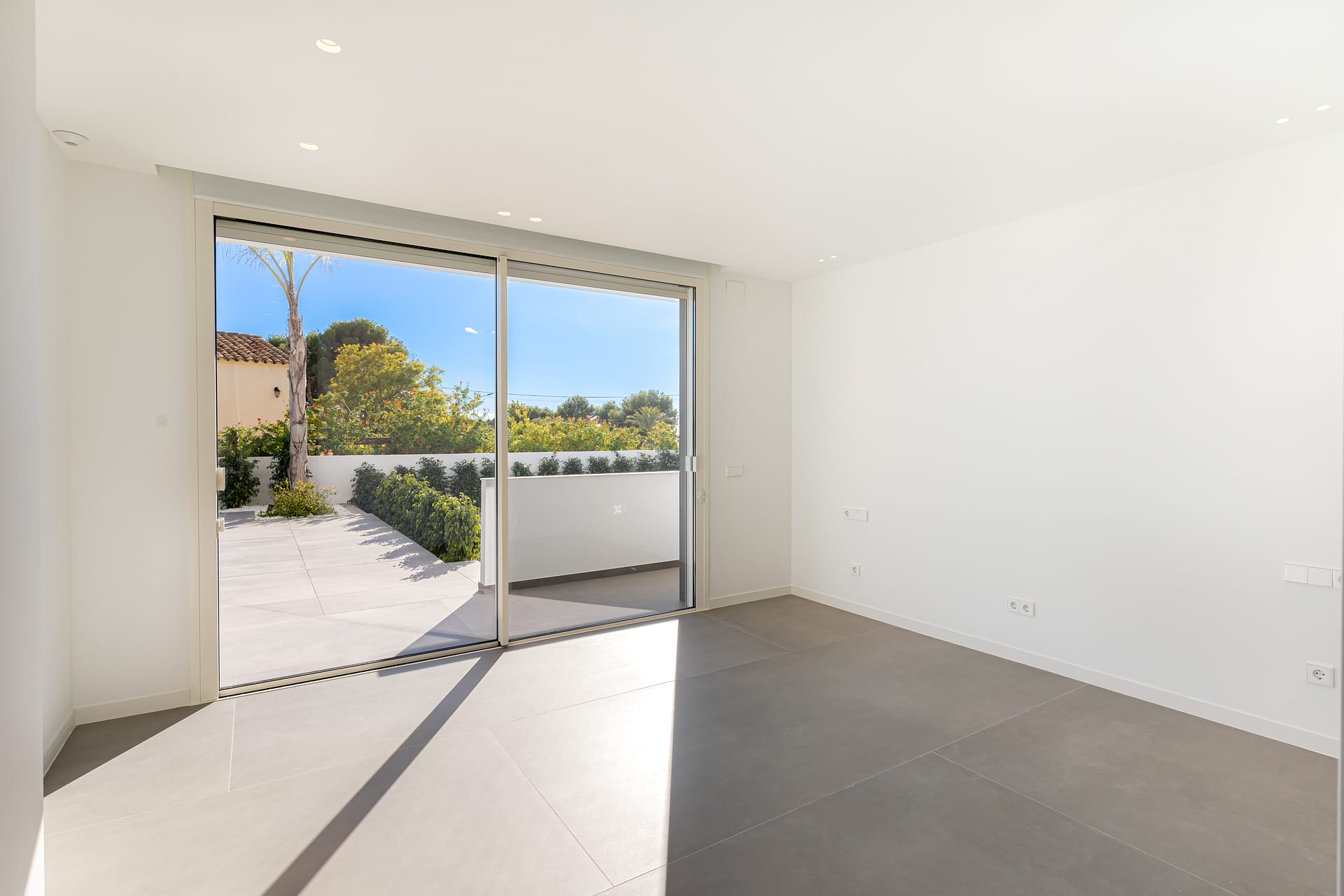 Instapklare nieuwbouwvilla met panoramisch zeezicht in Moraira