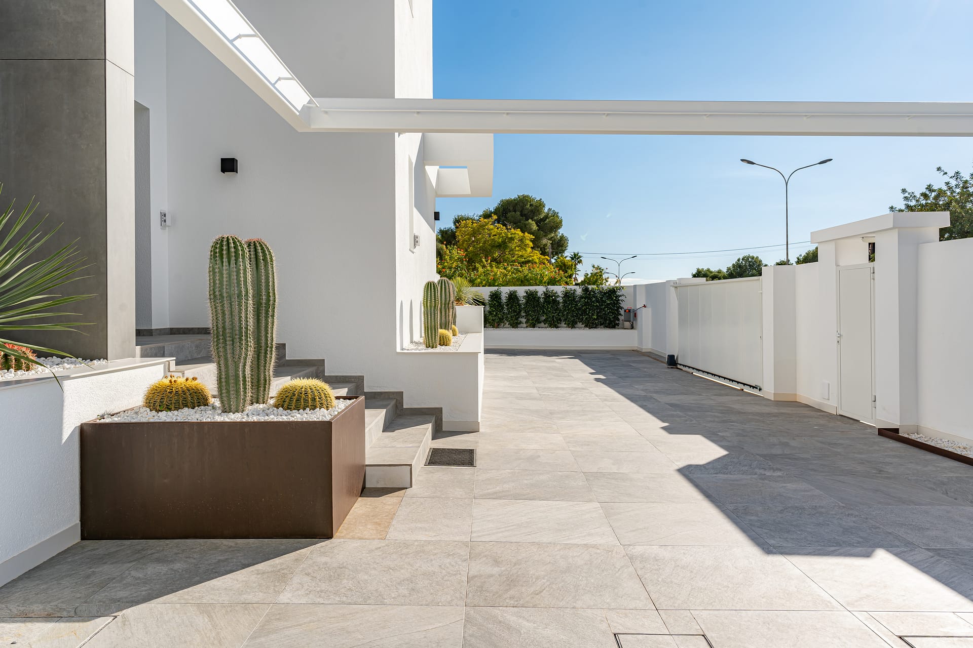 Instapklare nieuwbouwvilla met panoramisch zeezicht in Moraira