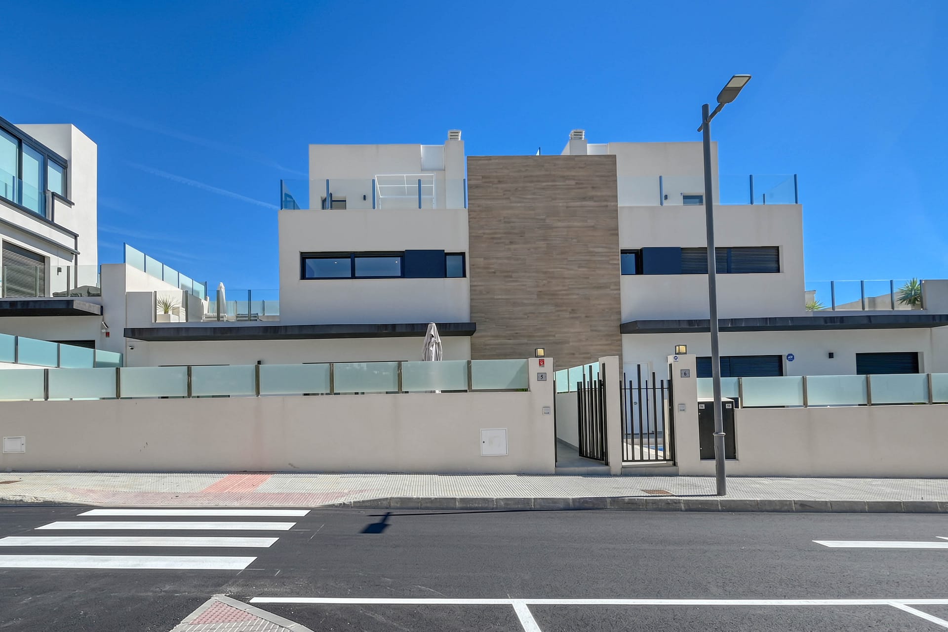Geschakelde villa te koop in Villamartin