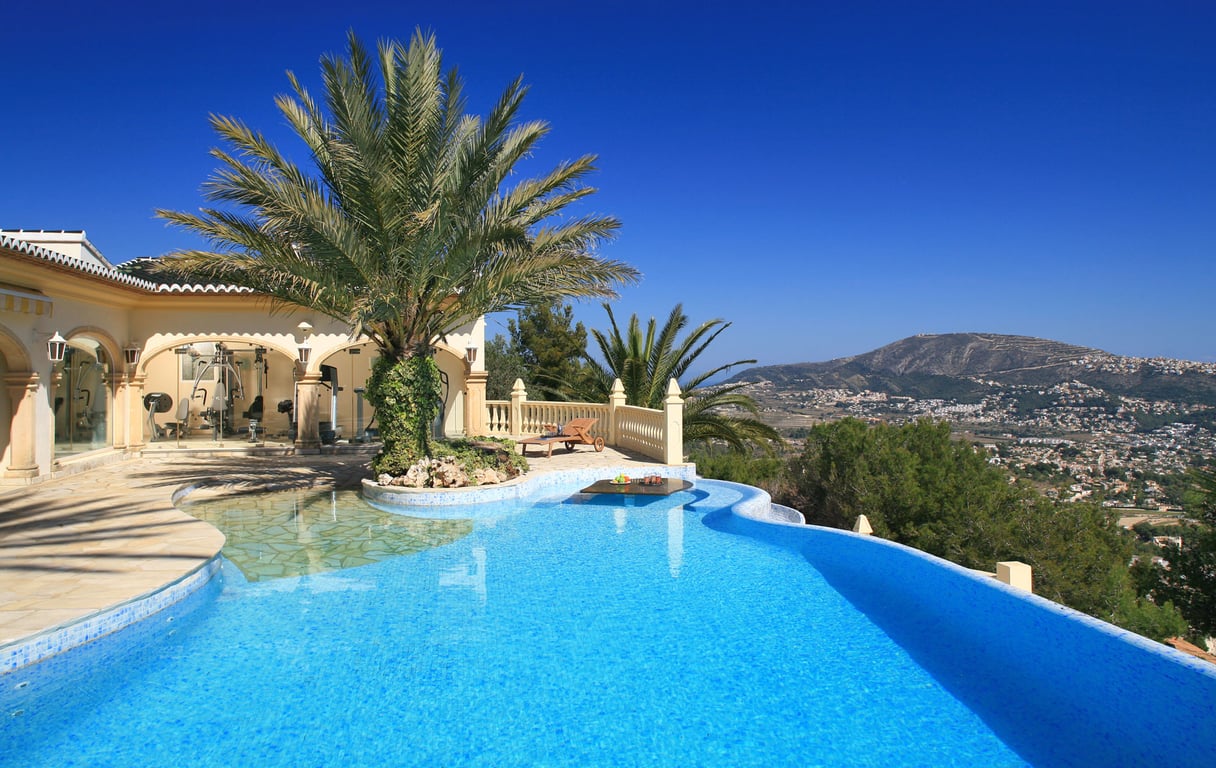 Luxe mediterrane villa met spectaculair zeezicht in Moraira