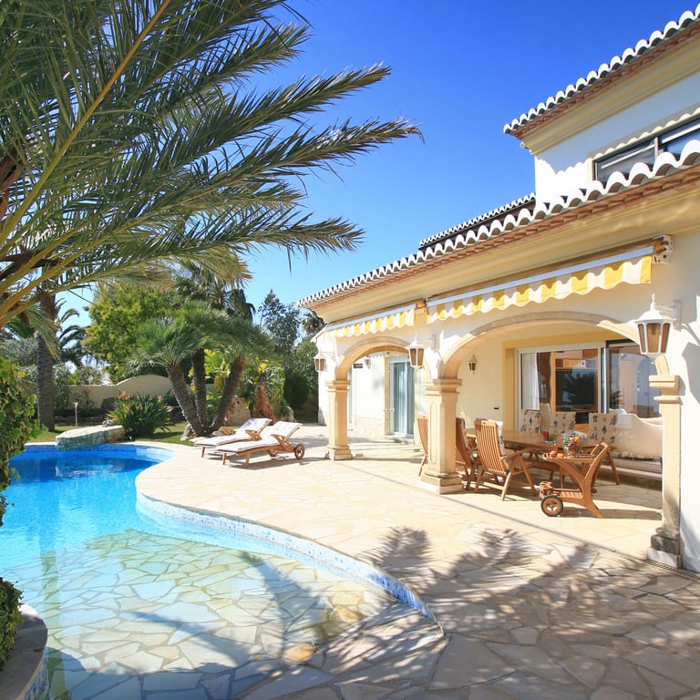Luxe mediterrane villa met spectaculair zeezicht in Moraira