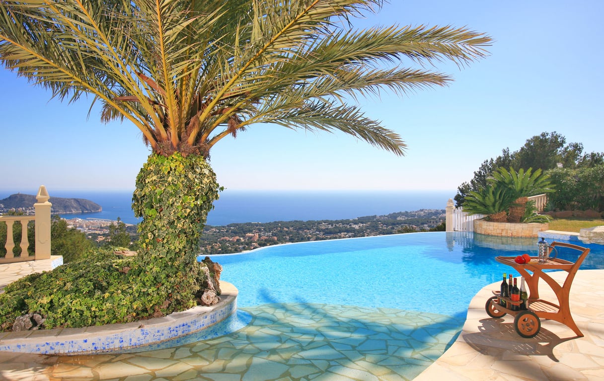 Luxe mediterrane villa met spectaculair zeezicht in Moraira