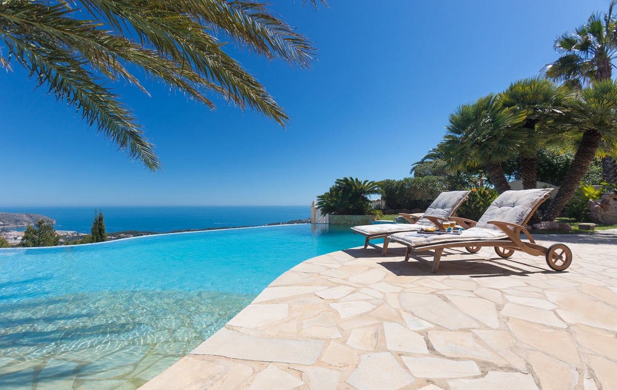Luxe mediterrane villa met spectaculair zeezicht in Moraira