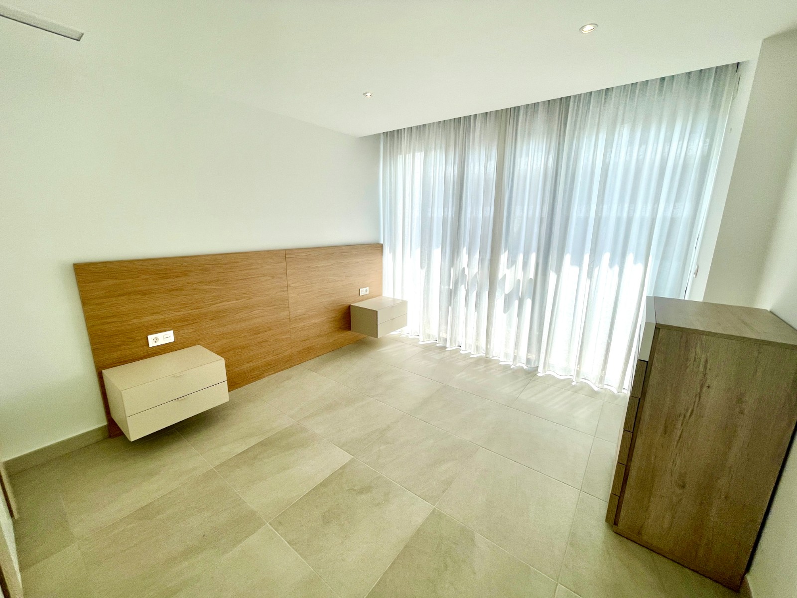 Exclusieve instapklare villa met privé zwembad in centrum Benijofar