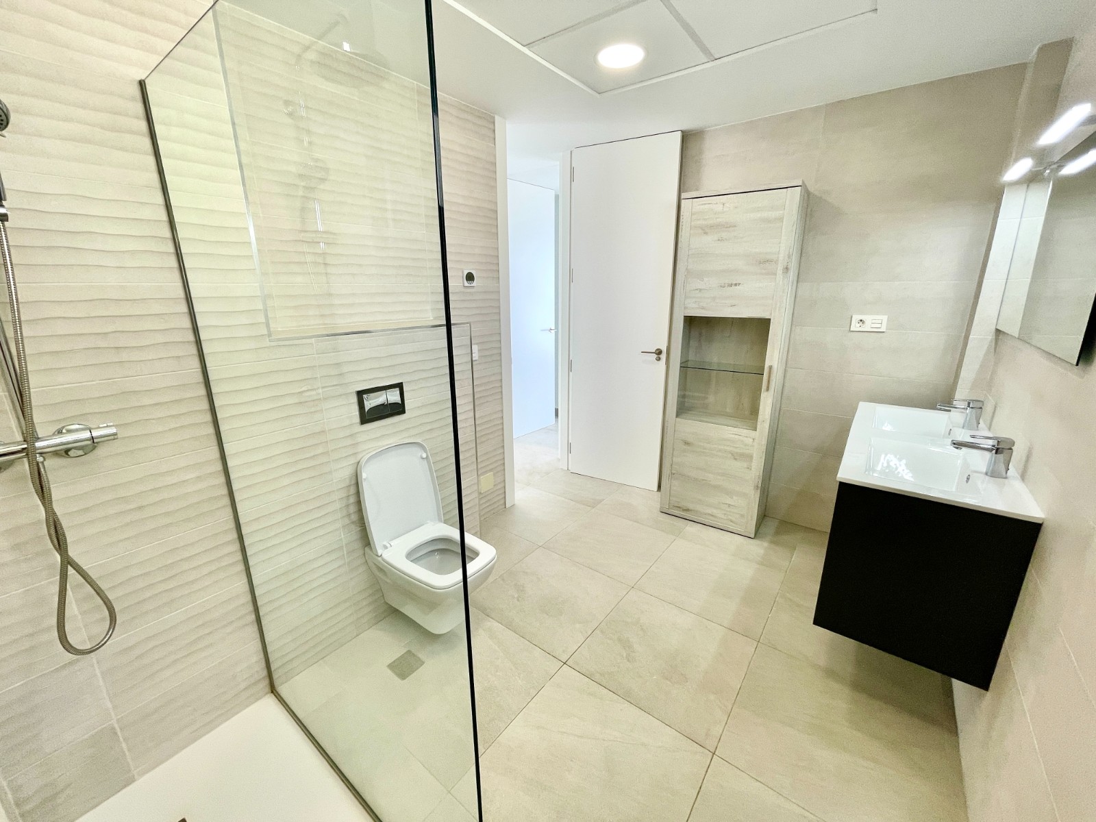 Exclusieve instapklare villa met privé zwembad in centrum Benijofar